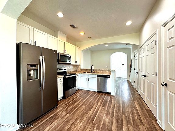 2nd image of 13057 SHALLOWATER Road