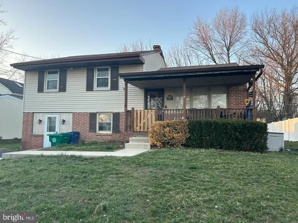 16 Judy Ln, Harrisburg, PA 17112