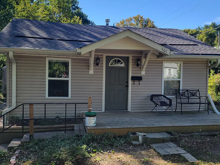 501 E Hereford Ave — Photo 15