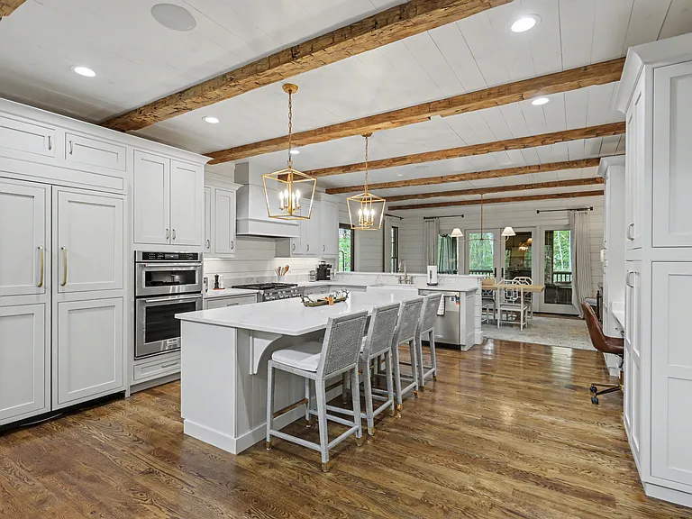 545 Cross Creek Trl — Photo 15