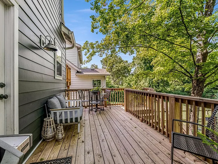 3509A Sanford Ave — Photo 12