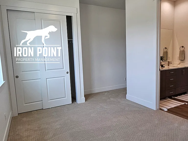 1220 W Grassland St — Photo 21