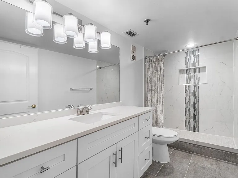 7290 Kinghurst Dr #106 — Photo 22