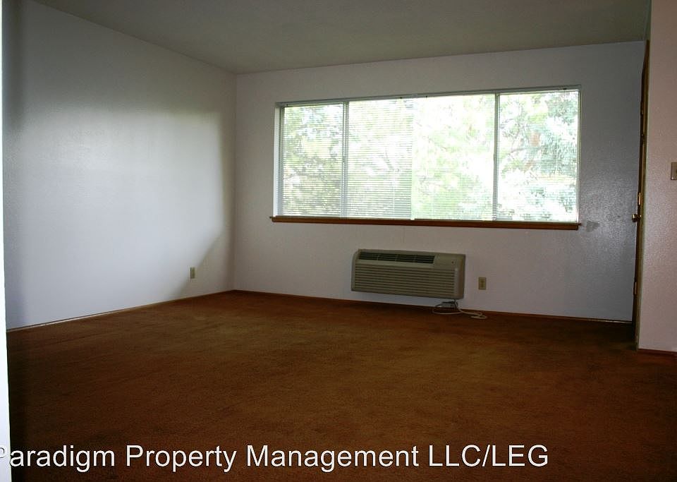 2nd image of 401 Holly St APT 10