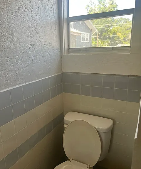 1042 S New York Ave #1/2 — Photo 8