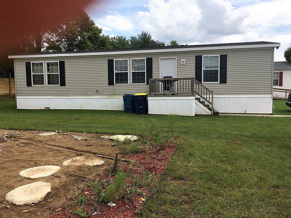 1st image of 2055 Eastwood St