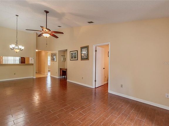 4th image of 152 Brigton Ct