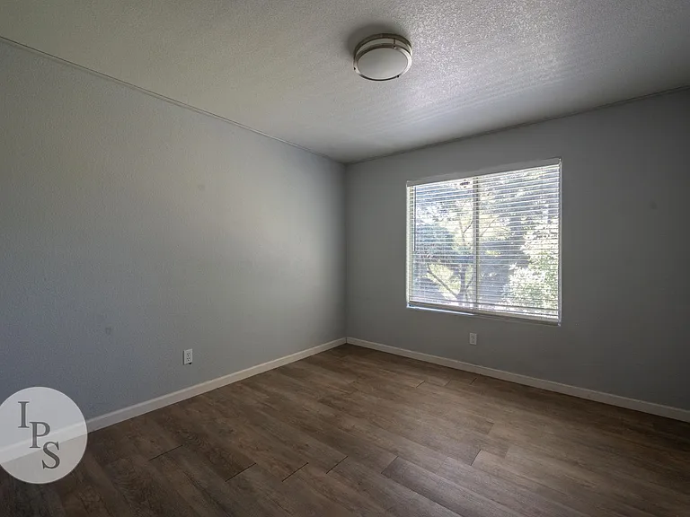 9471 N Whitehouse Dr — Photo 16