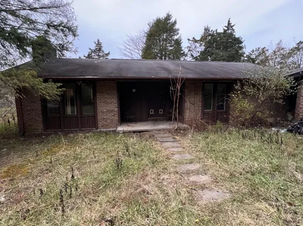 1326 Frank Willis Memorial Rd, New Richmond, OH 45157