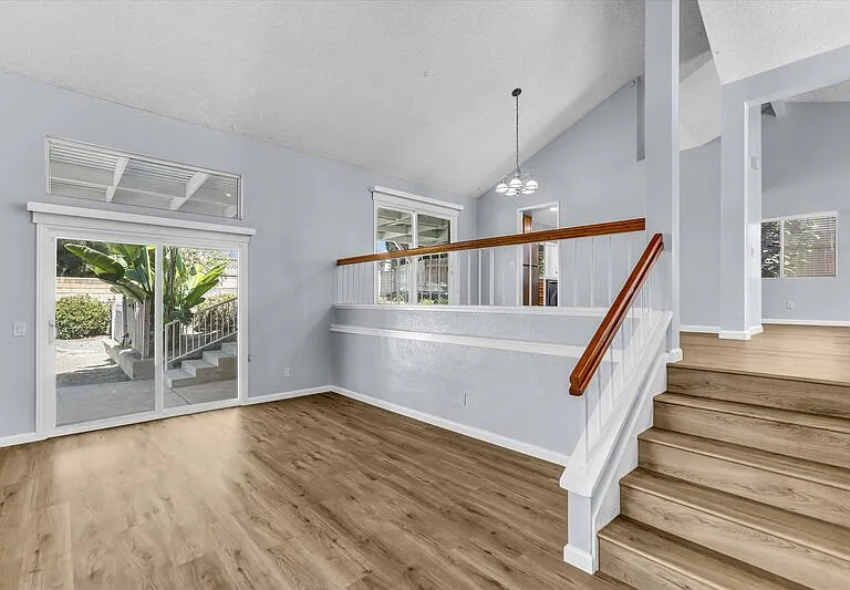 625 Forester Ln — Photo 11