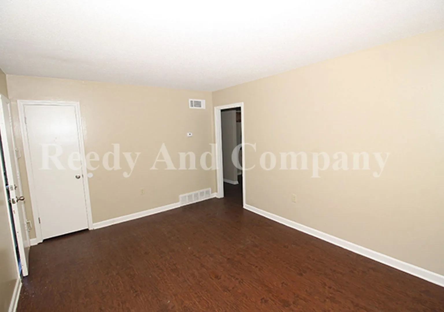 Welcome to 5197 Chantilly Dr in Memphis, TN! — Photo 4