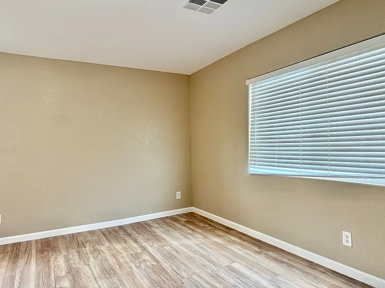 9070 Vintage Wine Ave — Photo 28