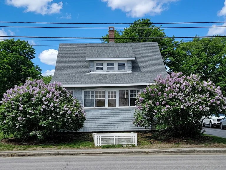 168 College Ave — Photo 1