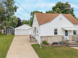 1518 E Harriet St, Appleton, WI 54915