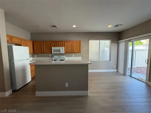 8432 Viansa Loma Ave, Las Vegas, NV 89149