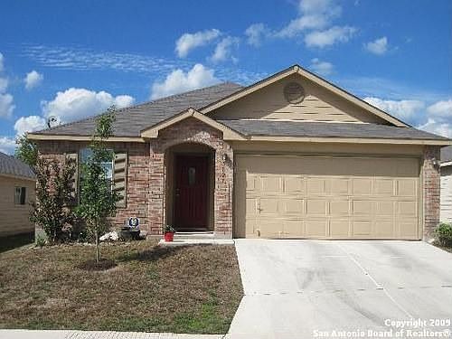 1st image of 5827 Sherbrooke Oak