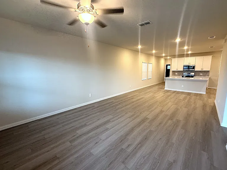 1126 Old Stead Dr — Photo 9