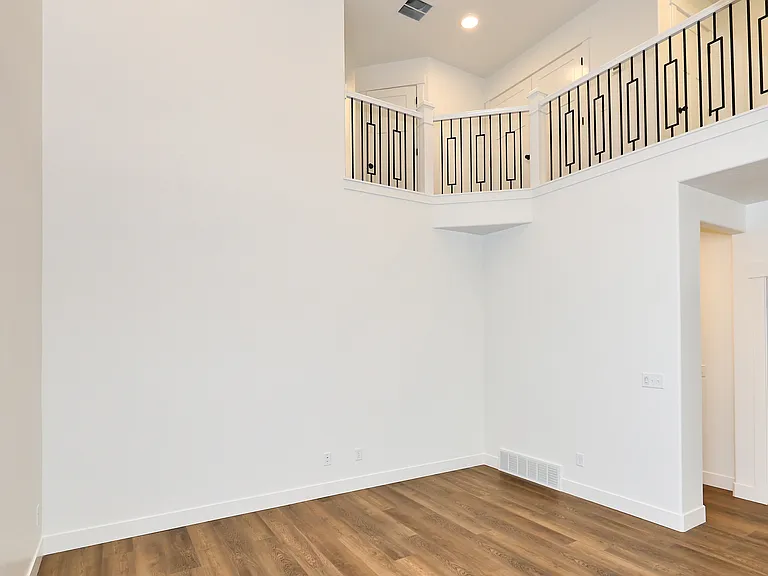 1299 N 3960 W — Photo 9