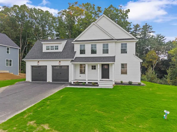 3 Cortland Street, Hooksett, NH 03106