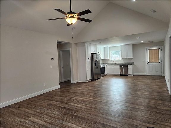 2nd image of 1360 Castleberry Bridge Rd