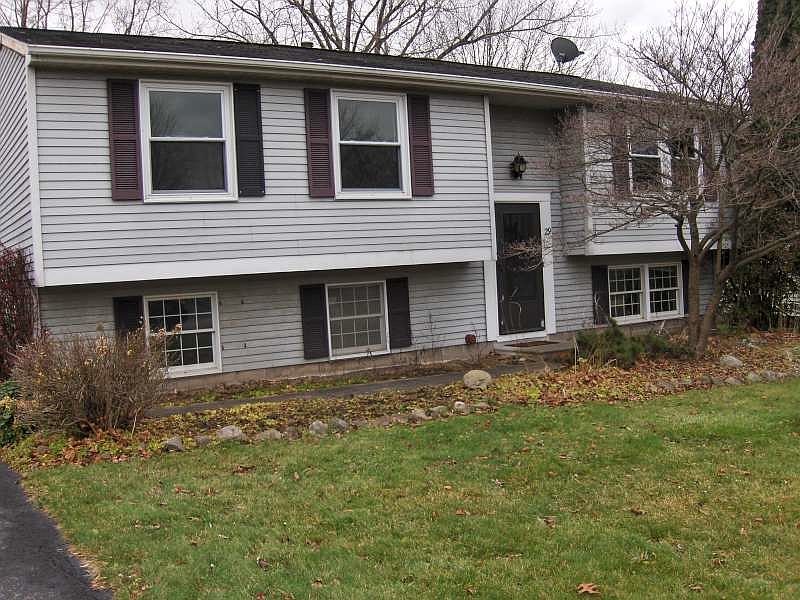 1st image of 29 Bramblewood Ln
