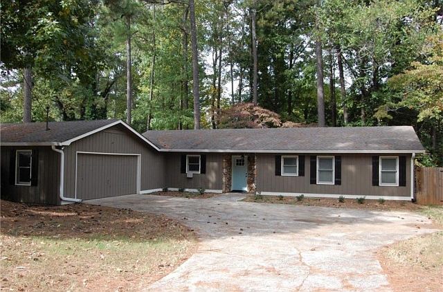 1st image of 2461 Hidden Hills Dr
