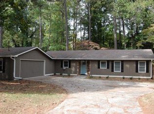 2461 Hidden Hills Dr, Marietta, GA 30066