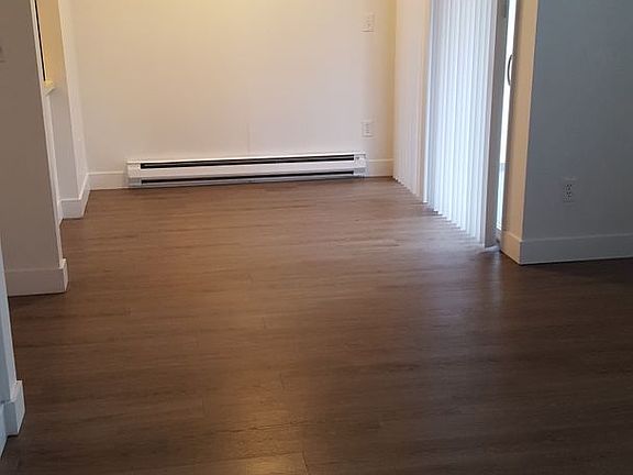 5th image of 1808 E Thomas St APT 8