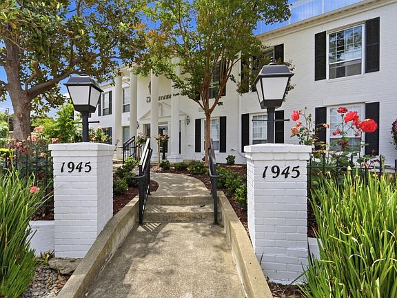 2nd image of 1945 Mount Vernon Ct APT 4