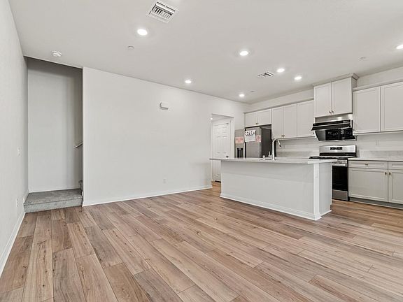 5th image of 4014 E Rincon St