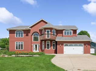 804 Joann Ct, Northfield, MN 55057