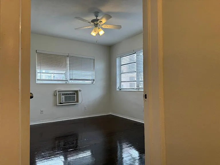 7840 Harding Ave #11 — Photo 11