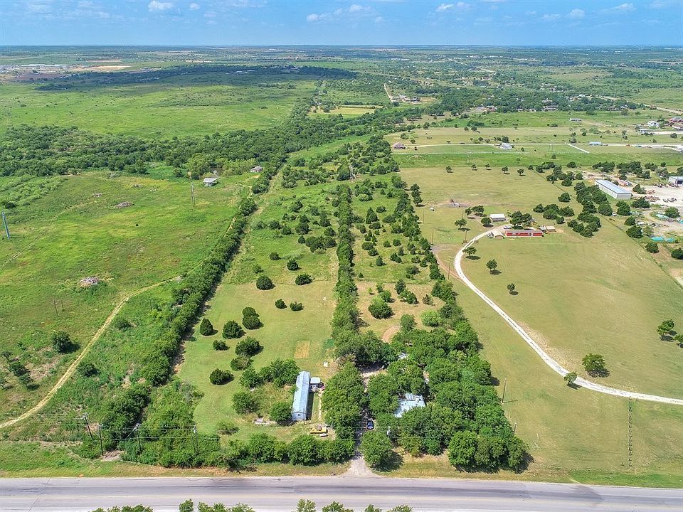 1st image of 10901 Fm 812 Rd