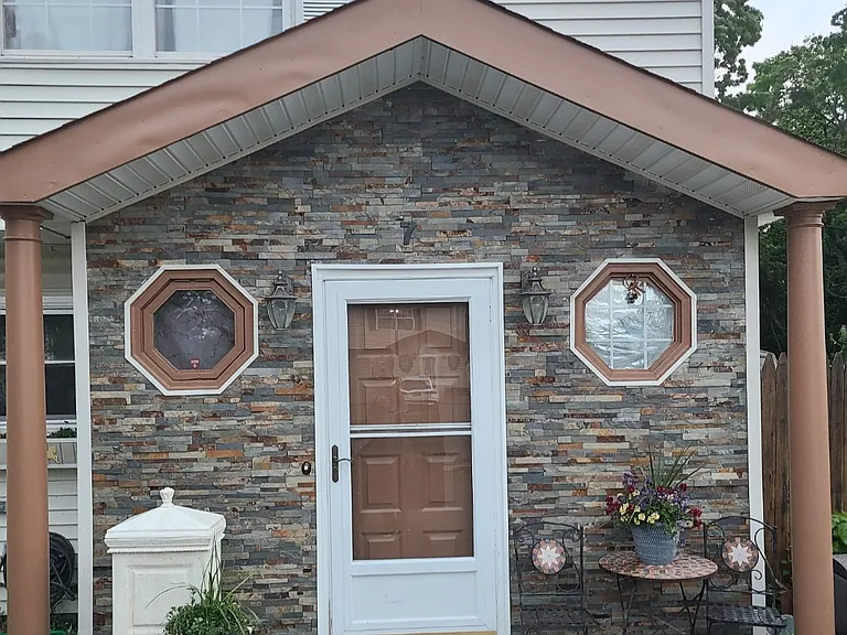7 Trim St — Photo 2