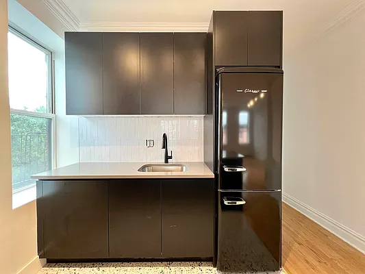 Rented by Nolita Group | media 31