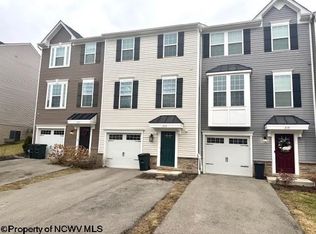 213 Stonehurst Dr, Morgantown, WV 26501