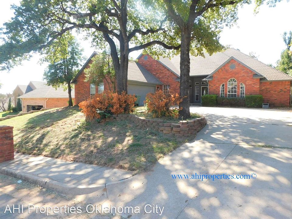 1st image of 3928 Devon Dr
