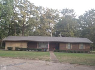 5 Sue Cir, Newport, AR 72112
