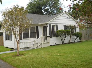 409 14th Ave N, Texas City, TX 77590