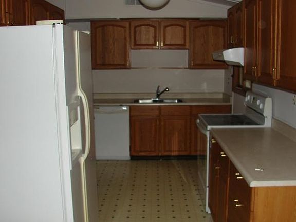 5th image of 242 Mandalay Dr