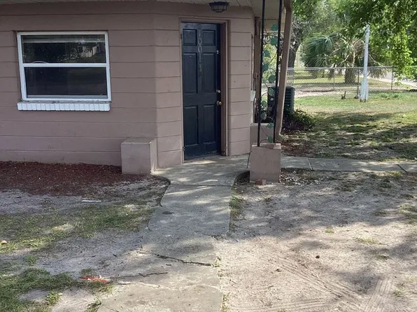 1001 NE 5th St, Mulberry, FL 33860