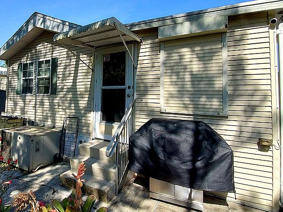 5th image of 3050 Beck Blvd #K-13