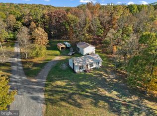 4122 Smokey Hollow Rd, Bloomery, WV 26817