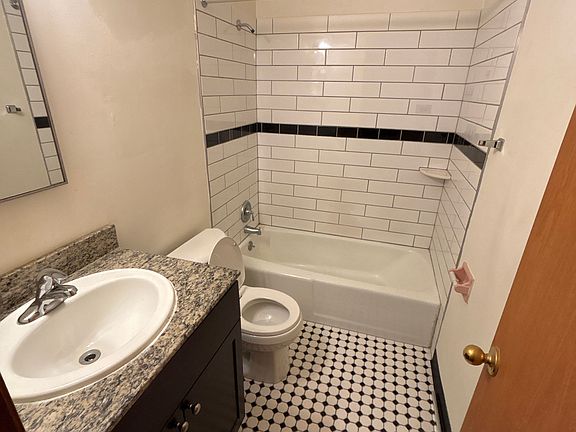 4th image of 3112 Minnehaha Ave APT 101
