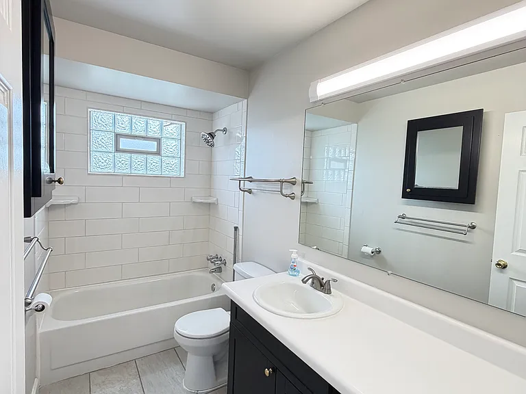 7227 Bramell — Photo 14