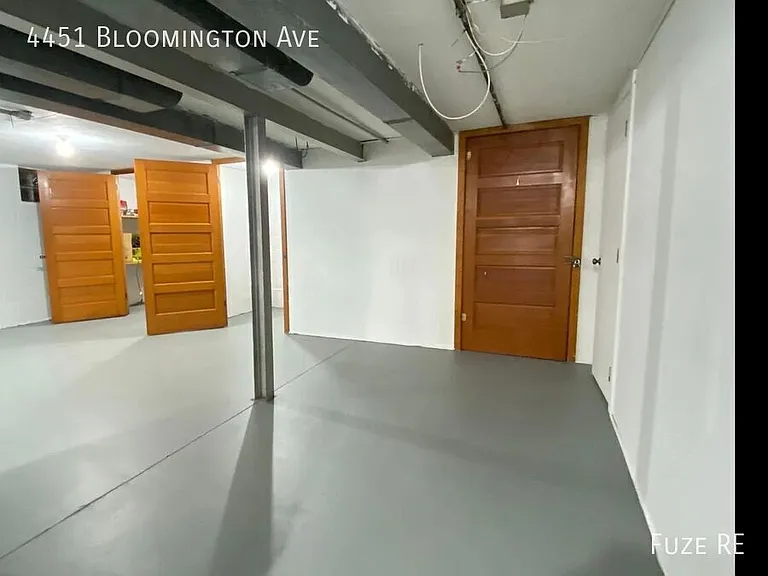 4451 Bloomington Ave — Photo 12