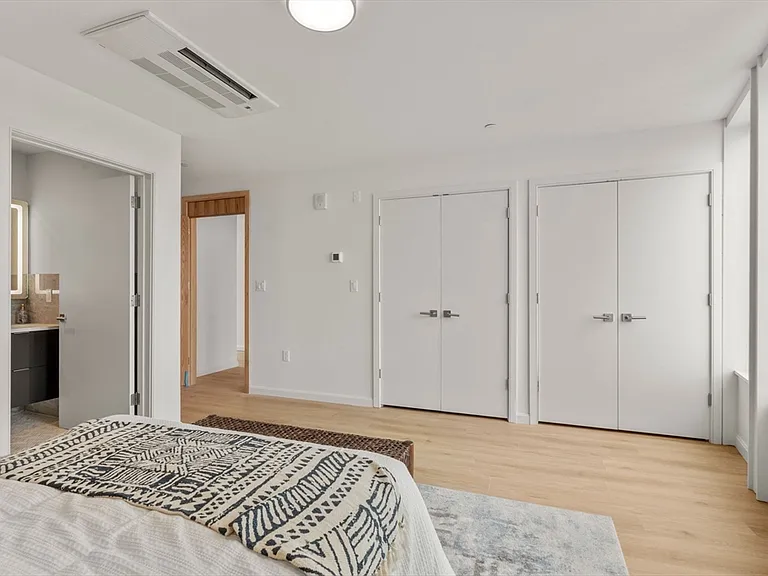 120 Nantasket Ave #Penthouse 4 — Photo 29