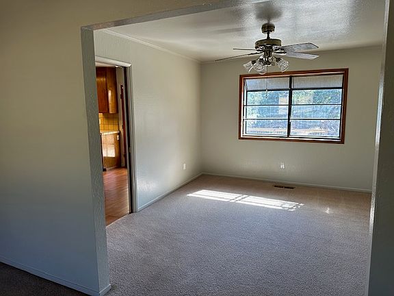 4th image of 16349 Corte Del Cielo Ct