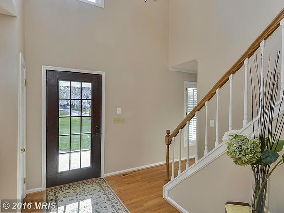 5th image of 329 W Prospect Bay Dr