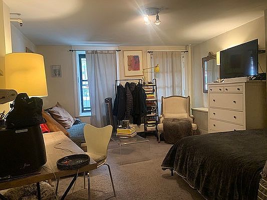 1st image of 22 W 95th St APT 1F